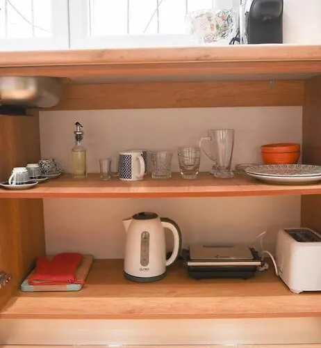 Matisse No13 - Center * Tirana